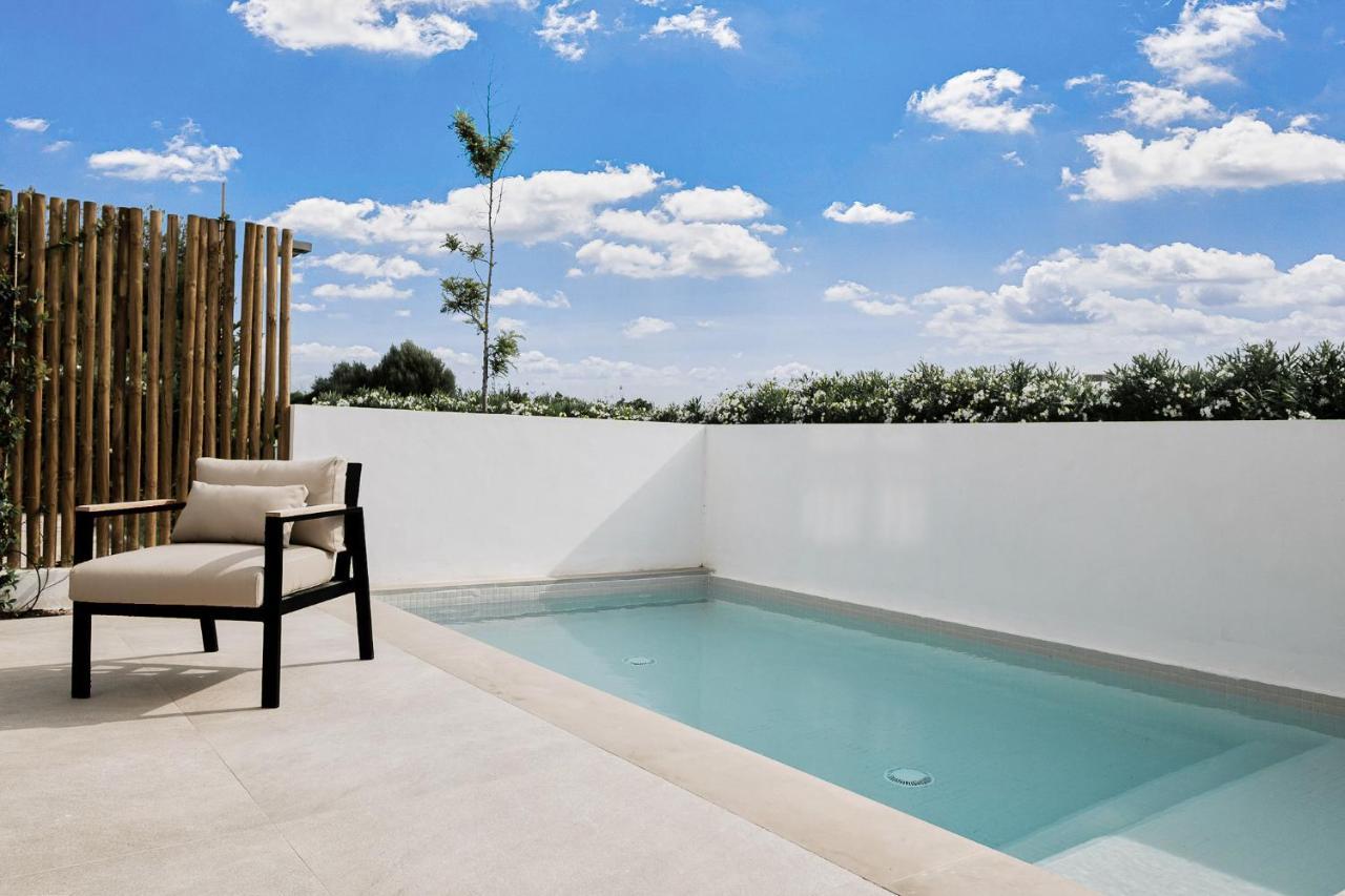 Suite de 2 dormitorios con piscina privada en la planta baja